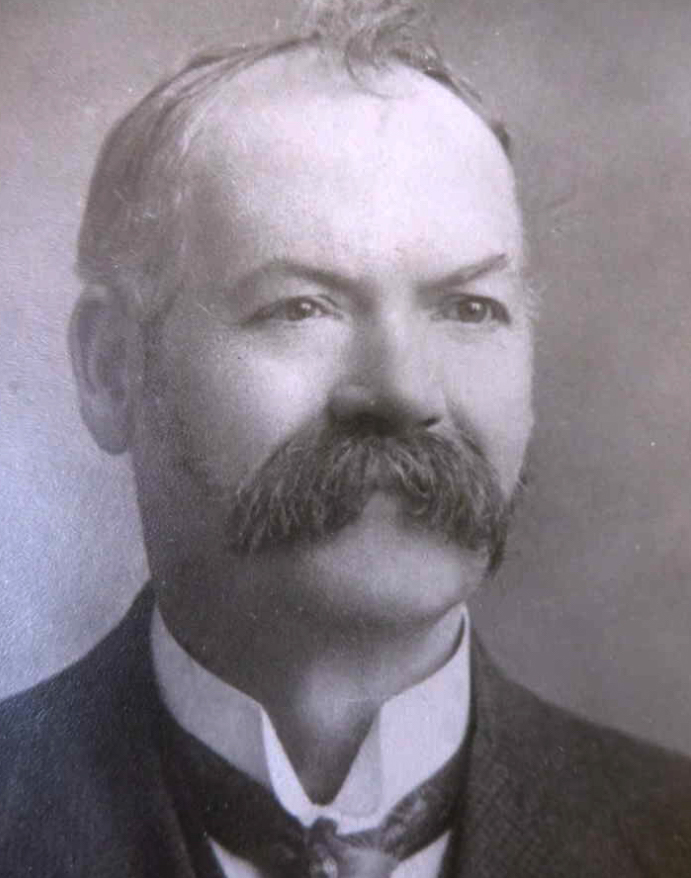 Photo of photos/William McLennan 1858-1918 hdsht portrait